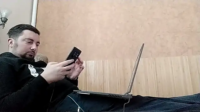 Joseph1Arnold online show from February 5, 2026, 10:22 am