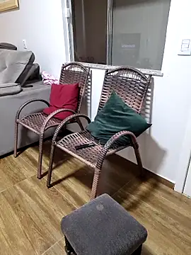 Snapshot of dancaEstrip chatting on October 9, 2025, 4:40 pm dancaEstrip online show from October 9, 2025, 4:40 pm