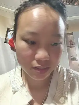 liu-liusexy online show from May 30, 2026, 1:34 am