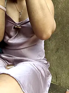 liu-liusexy online show from March 20, 2026, 4:24 am