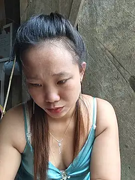 liu-liusexy online show from May 19, 2026, 1:56 am