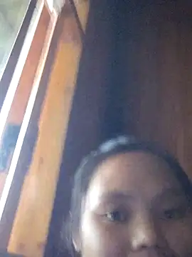 omiu-baby online show from October 24, 2025, 1:26 am