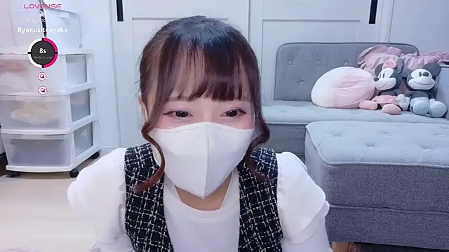 Snapshot of YURi_luv chatting on December 16, 2025, 12:09 pm YURi luv online show from December 16, 2025, 12:09 pm