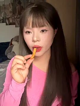 SarahBeii online show from October 27, 2025, 3:29 am