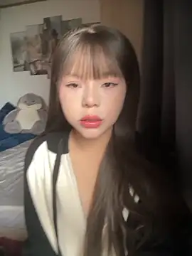 SarahBeii online show from October 25, 2025, 3:06 am