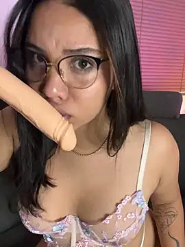 P A U L I N A  online show from January 15, 2026, 3:10 am