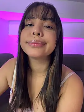 P A U L I N A  online show from June 8, 2026, 12:16 am