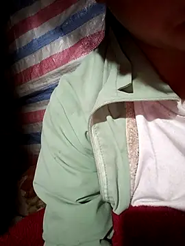 AnHa19 online show from December 3, 2025, 10:31 pm