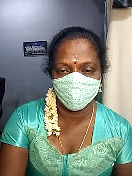 Snapshot of umashreetamil chatting on October 24, 2025, 3:44 pm umashreetamil online show from October 24, 2025, 3:44 pm