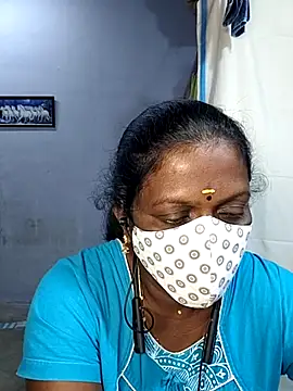 Snapshot of umashreetamil chatting on November 15, 2025, 3:43 am umashreetamil online show from November 15, 2025, 3:43 am