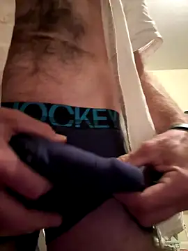 hungspundick1 online show from September 28, 2025, 12:23 pm