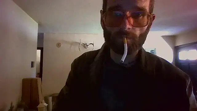 hungspundick1 online show from October 21, 2025, 1:54 pm