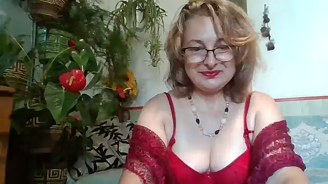 Snapshot of ZhannaLove480 chatting on September 21, 2025, 12:43 pm ZhannaLove480 online show from September 21, 2025, 12:43 pm