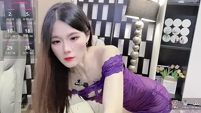 Snapshot of Yueyue-MM chatting on November 17, 2025, 1:15 pm Yueyue-MM online show from November 17, 2025, 1:15 pm