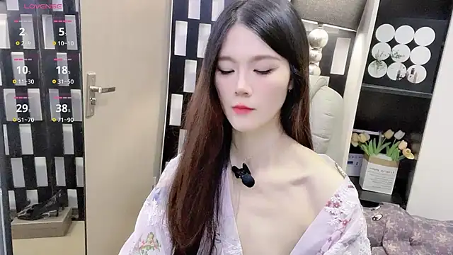 Snapshot of Yueyue-MM chatting on November 29, 2025, 2:12 am Yueyue-MM online show from November 29, 2025, 2:12 am