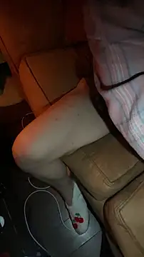 Snapshot of d3luluxx chatting on October 25, 2025, 11:09 am d3luluxx online show from October 25, 2025, 11:09 am