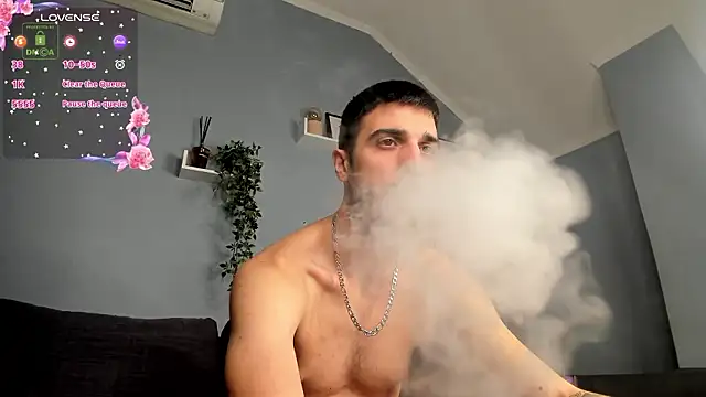 Zeyn Edwards online show from February 3, 2026, 12:21 pm