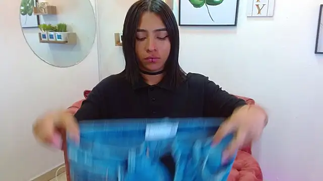 Aliciacute   online show from February 10, 2026, 8:19 pm