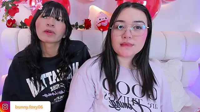 Snapshot of foxybunny chatting on February 25, 2026, 5:18 am foxybunny online show from February 25, 2026, 5:18 am