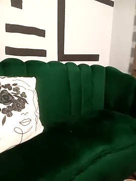 mojeemore online show from April 8, 2026, 7:04 pm