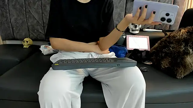 Rowan Mills online show from September 17, 2025, 9:39 pm