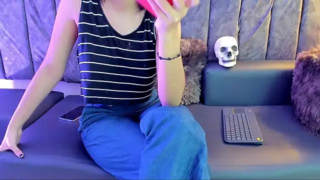 Rowan Mills online show from September 23, 2025, 8:16 pm