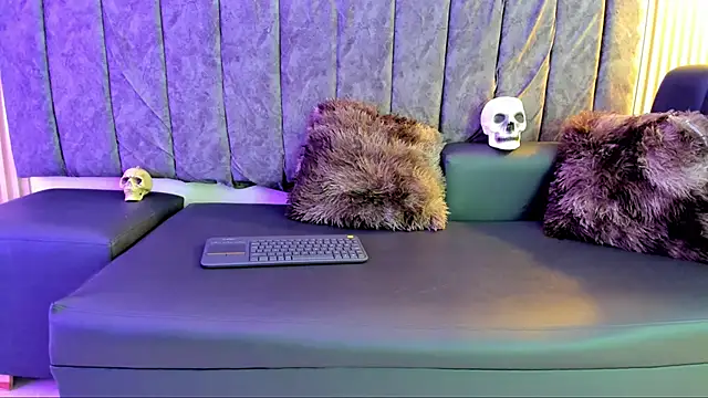 Rowan Mills online show from September 24, 2025, 8:37 pm