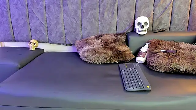 Rowan Mills online show from September 21, 2025, 8:14 pm