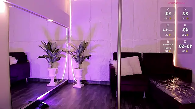 Snapshot of AariaLove chatting on November 29, 2025, 10:32 pm AariaLove online show from November 29, 2025, 10:32 pm