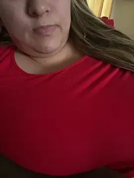 bruna438 online show from November 12, 2025, 9:46 am