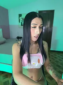 Snapshot of _Denisse444 chatting on October 7, 2025, 10:11 pm Denisse444 online show from October 7, 2025, 10:11 pm