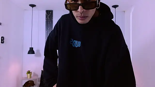 Snapshot of Franvill_Trato chatting on January 12, 2026, 7:31 pm Franvill Trato online show from January 12, 2026, 7:31 pm