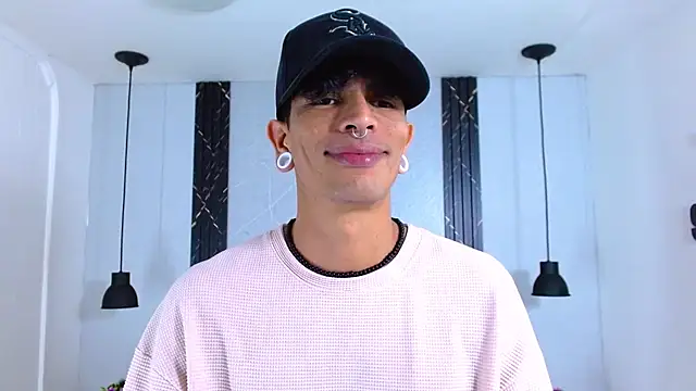 Franvill Trato online show from October 29, 2025, 7:13 pm