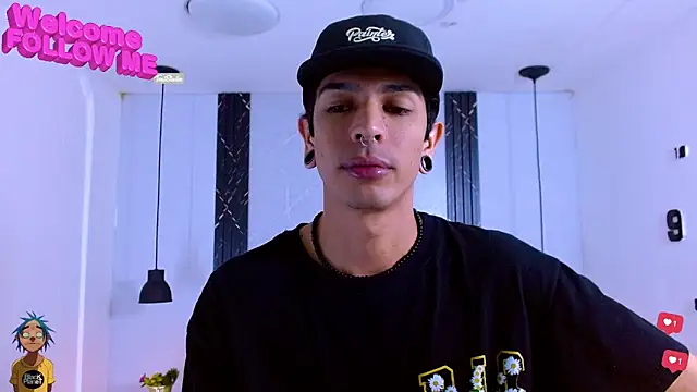 Snapshot of Franvill_Trato chatting on December 17, 2025, 7:19 pm Franvill Trato online show from December 17, 2025, 7:19 pm