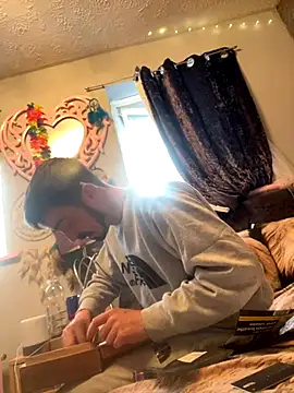 Snapshot of jaycoy22 chatting on September 10, 2025, 8:35 am jaycoy22 online show from September 10, 2025, 8:35 am