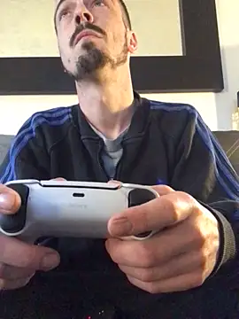 jaycoy22 online show from April 5, 2026, 6:47 pm