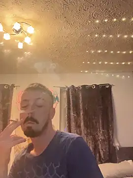 Snapshot of jaycoy22 chatting on October 16, 2025, 7:22 pm jaycoy22 online show from October 16, 2025, 7:22 pm