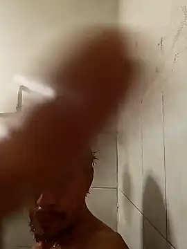 Lavz1995 online show from March 6, 2026, 7:47 am