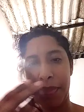 Snapshot of anitotori chatting on November 22, 2025, 3:27 am anitotori online show from November 22, 2025, 3:27 am