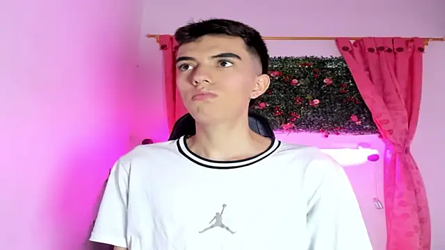 dylan 202520  online show from September 23, 2025, 11:28 am