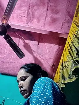 Pooja750 online show from January 10, 2026, 7:31 pm