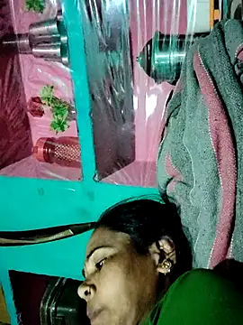 Pooja750 online show from February 26, 2026, 7:03 pm