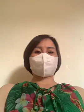 Snapshot of Hello_Linchii chatting on September 15, 2025, 6:25 am Hello Linchii online show from September 15, 2025, 6:25 am