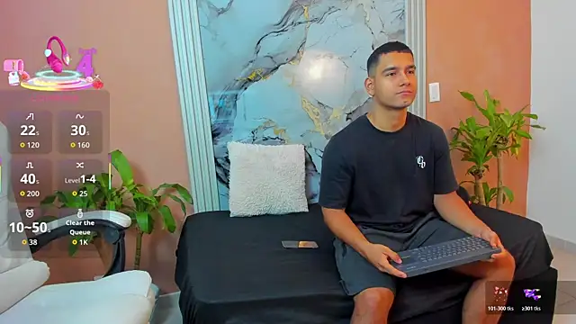 Snapshot of chatting on December 3, 2025, 11:20 am online show from December 3, 2025, 11:20 am