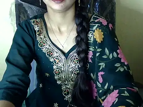 Snapshot of Rahat_S chatting on December 16, 2025, 9:02 am Rahat S online show from December 16, 2025, 9:02 am