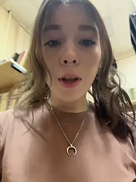 Mimiumuy online show from December 2, 2025, 6:09 pm