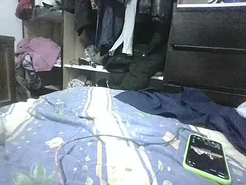 Isisflame online show from October 26, 2025, 2:23 am