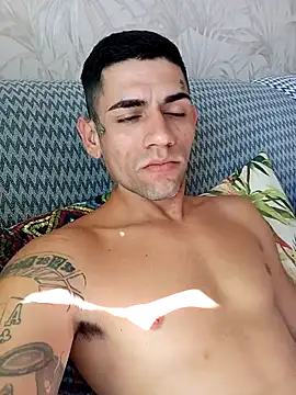 Snapshot of xirie98 chatting on September 10, 2025, 1:10 pm xirie98 online show from September 10, 2025, 1:10 pm