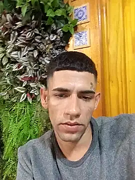 Snapshot of xirie98 chatting on September 19, 2025, 2:26 am xirie98 online show from September 19, 2025, 2:26 am