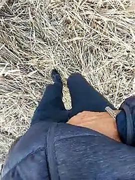 Snapshot of slaveman4you chatting on November 6, 2025, 2:32 pm slaveman4you online show from November 6, 2025, 2:32 pm